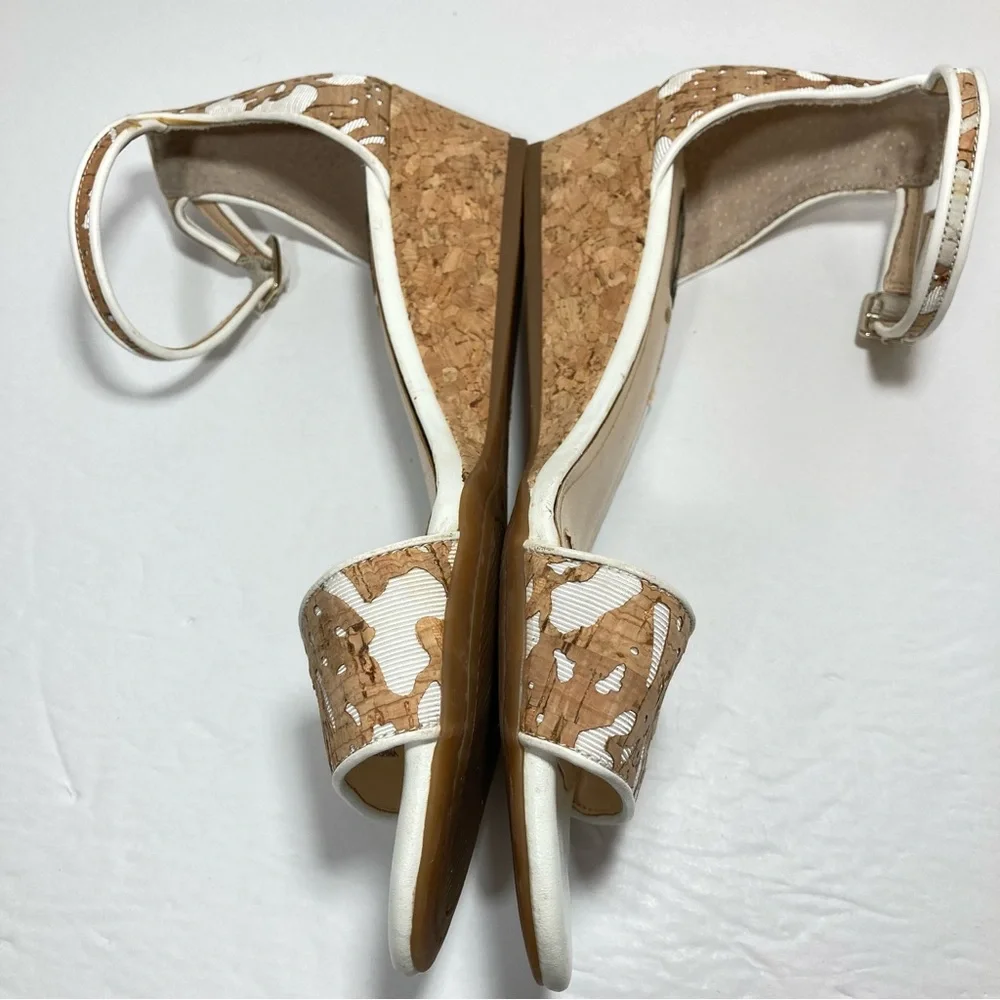 ALEX MARIE Ankle Strap Cork Wedge Sandals Fabric & Cork Floral Cut-outs Size 7.5 - Picture 7 of 14